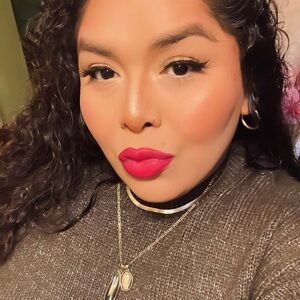 Meet your Posher, Carmen